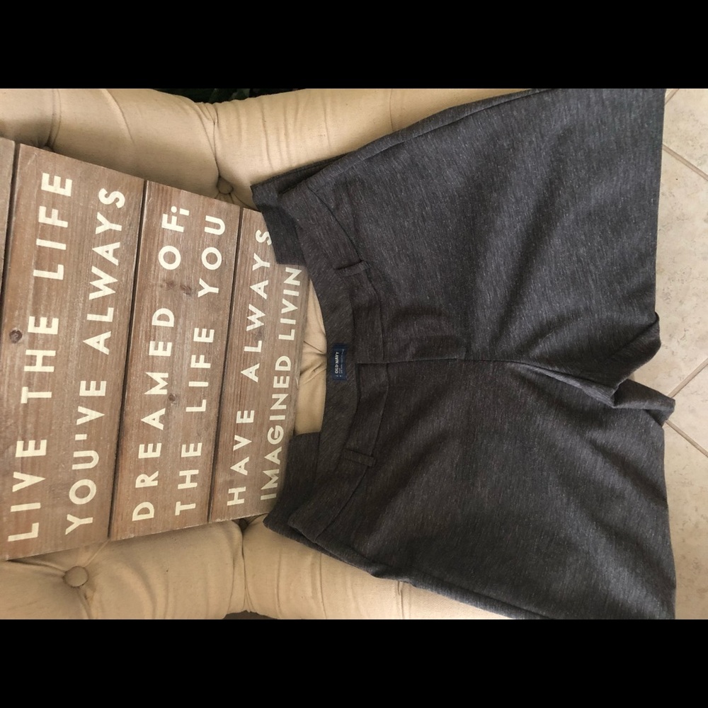 Old Navy grey pants